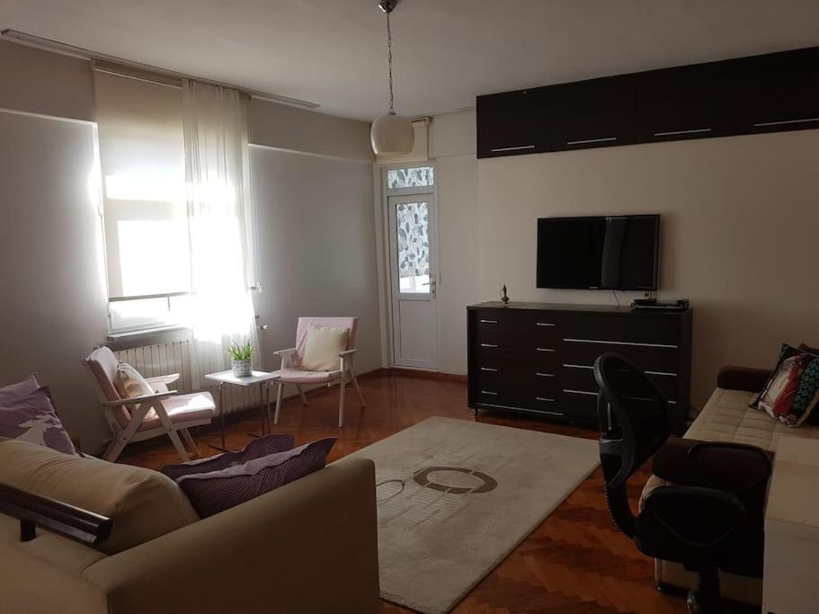 15 Min To Saw Airport + 5 Min To Metro Daire İstanbul