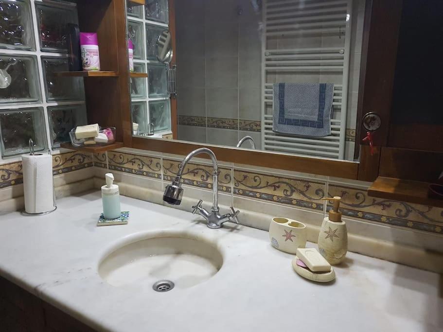 Daire 15 Min To Saw Airport + 5 Min To Metro İstanbul